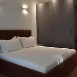 Tam Skanderbeg Square Mozart Center No5 Apartment