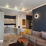 Tam Skanderbeg Square Mozart Center No5 Apartment Tirana