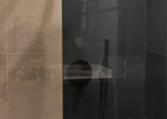 Tam Skanderbeg Square Mozart Center No5 *