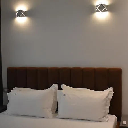 Daire Tam Skanderbeg Square Mozart Center No5 Tiran