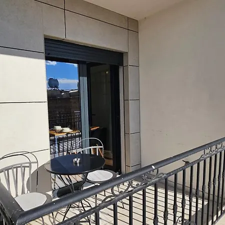 Tam Skanderbeg Square Mozart Center No5 * טיראנה