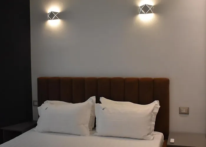 דירה Tam Skanderbeg Square Mozart Center No5 טיראנה