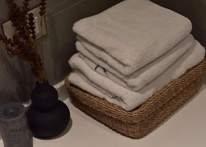 Tam Skanderbeg Square Mozart Center No5 דירה טיראנה