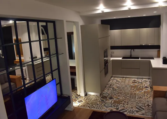 公寓 Tam Skanderbeg Square Mozart Center No5 地拉那