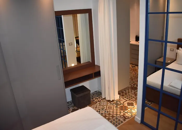 Tam Skanderbeg Square Mozart Center No5 דירה *