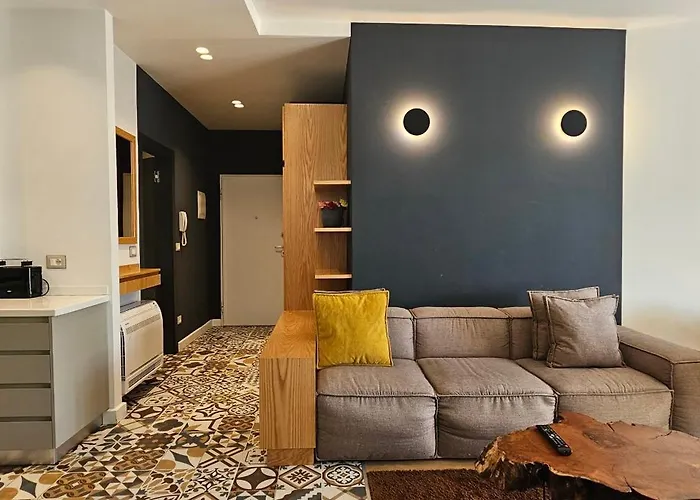 Tam Skanderbeg Square Mozart Center No5 * Tiran